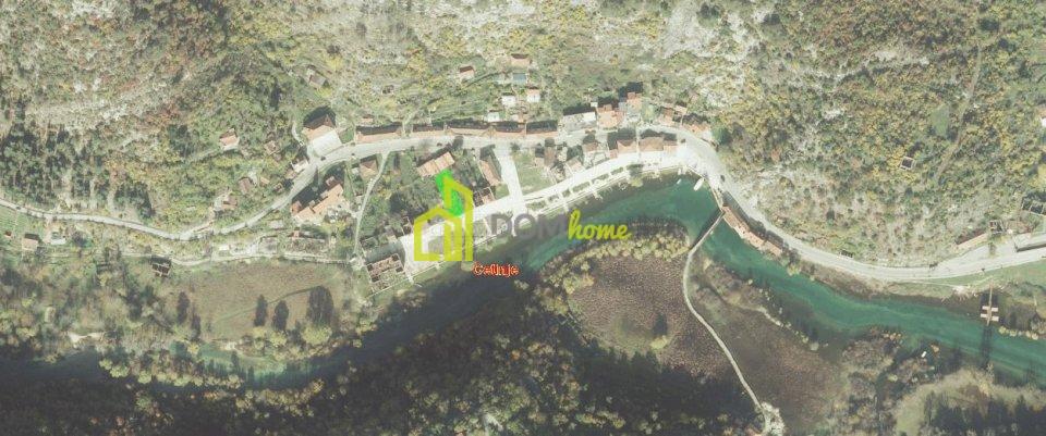 Plac 273m2, Rijeka Crnojevića